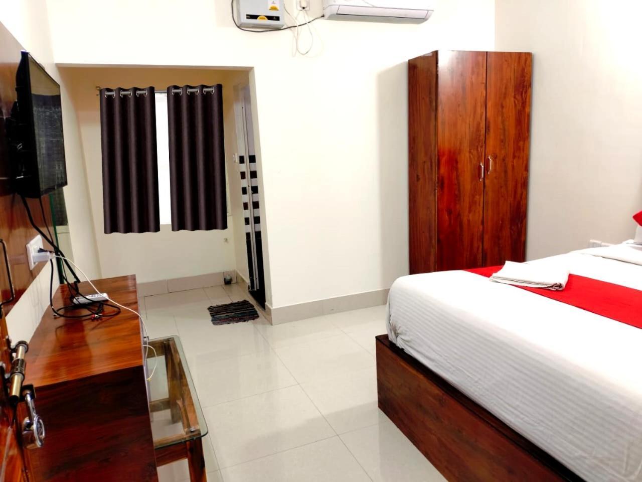 Hotel Sea Gold Purî Extérieur photo